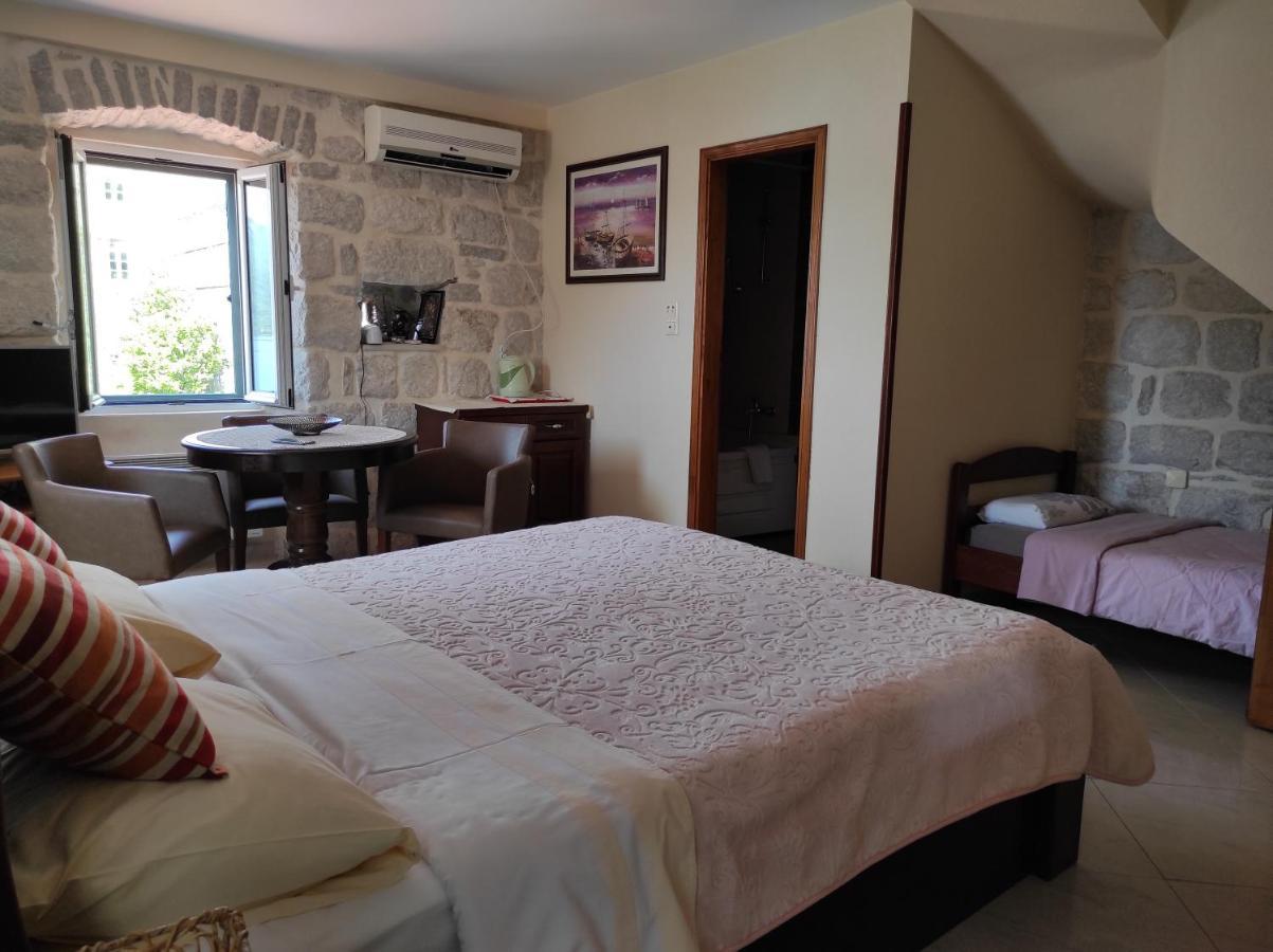 Gudelj Apartments Perast Dış mekan fotoğraf