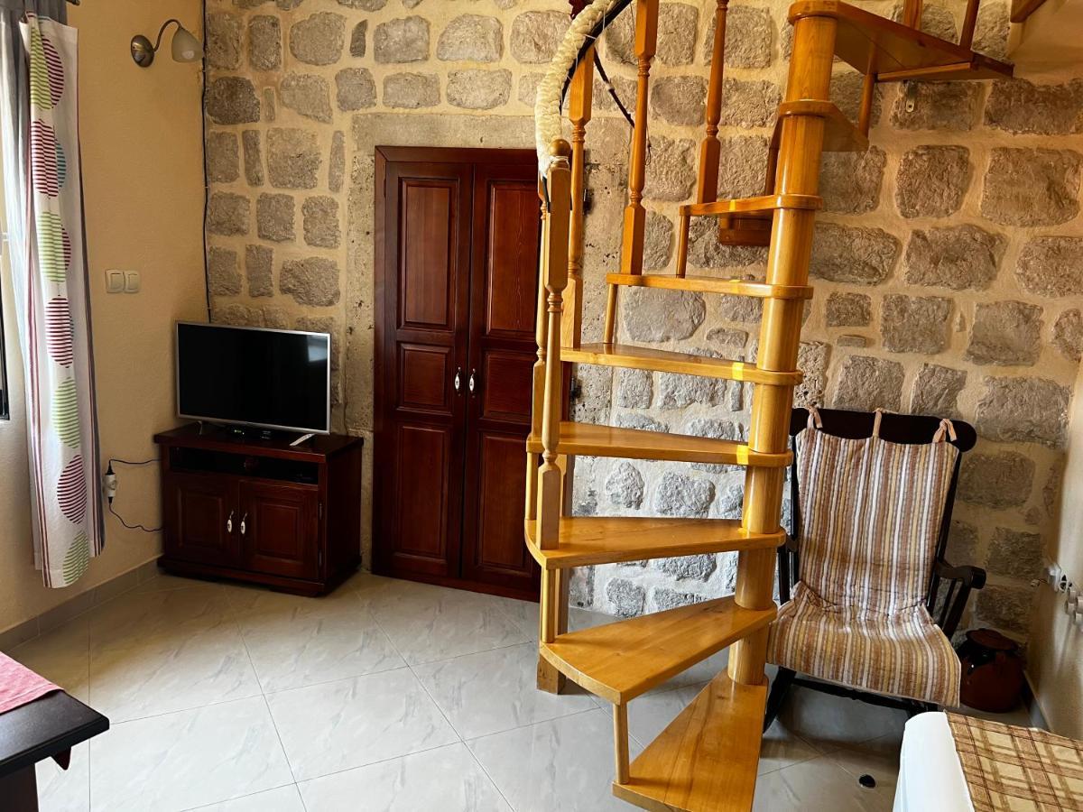 Gudelj Apartments Perast Dış mekan fotoğraf