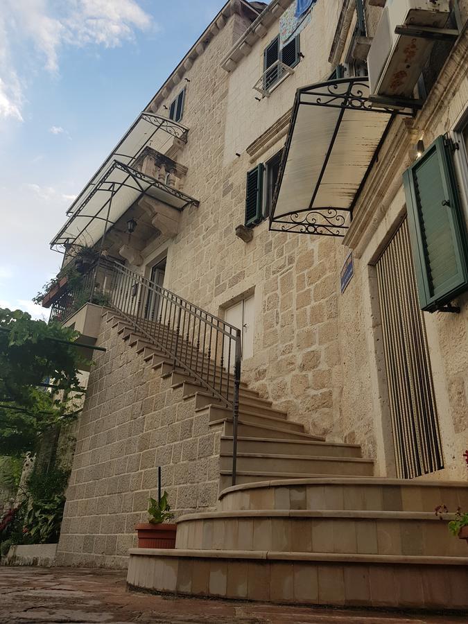 Gudelj Apartments Perast Dış mekan fotoğraf