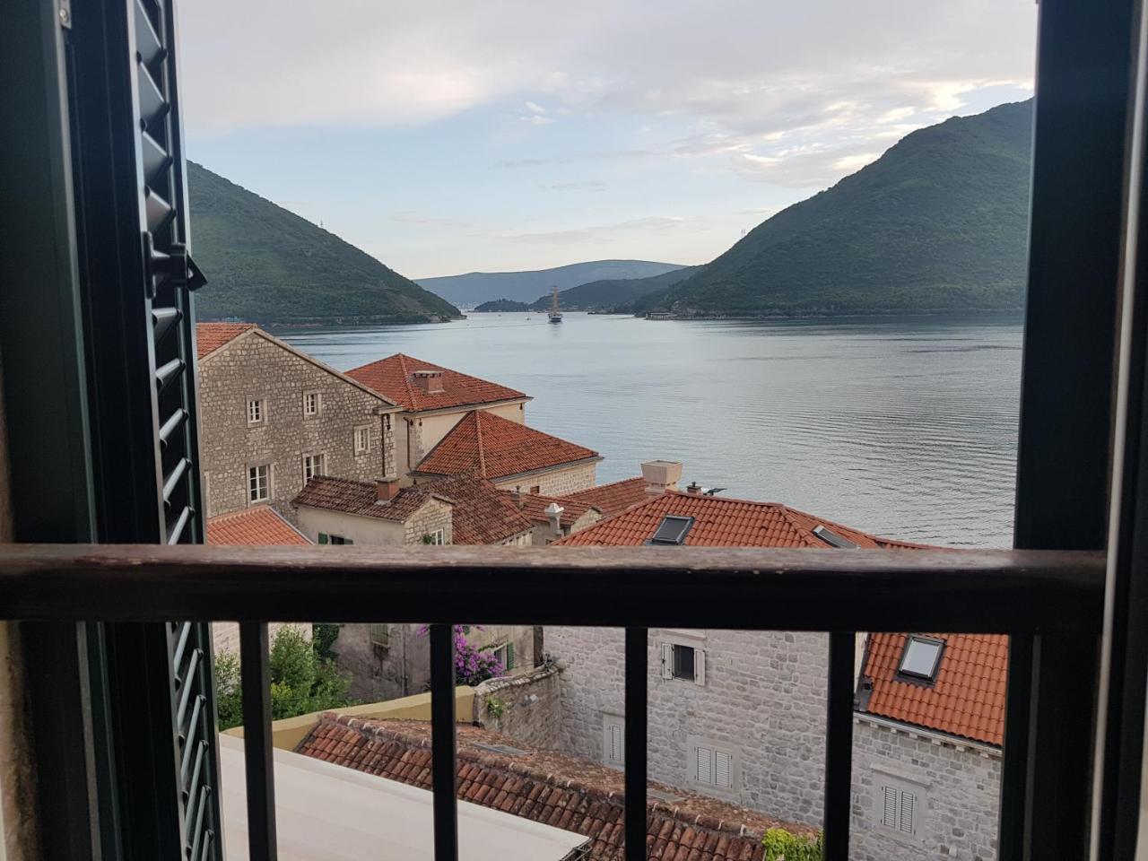 Gudelj Apartments Perast Dış mekan fotoğraf